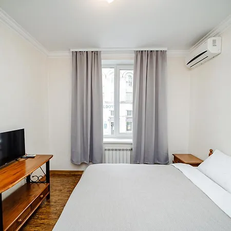Apartment Center Retreat 3br Apartment! Chisinau