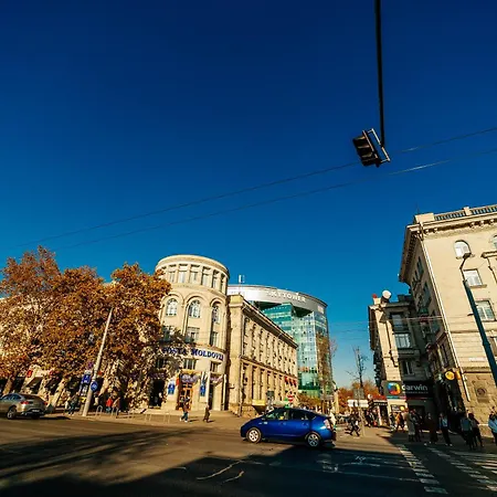 Center Retreat 3br Apartment! Apartment Chisinau